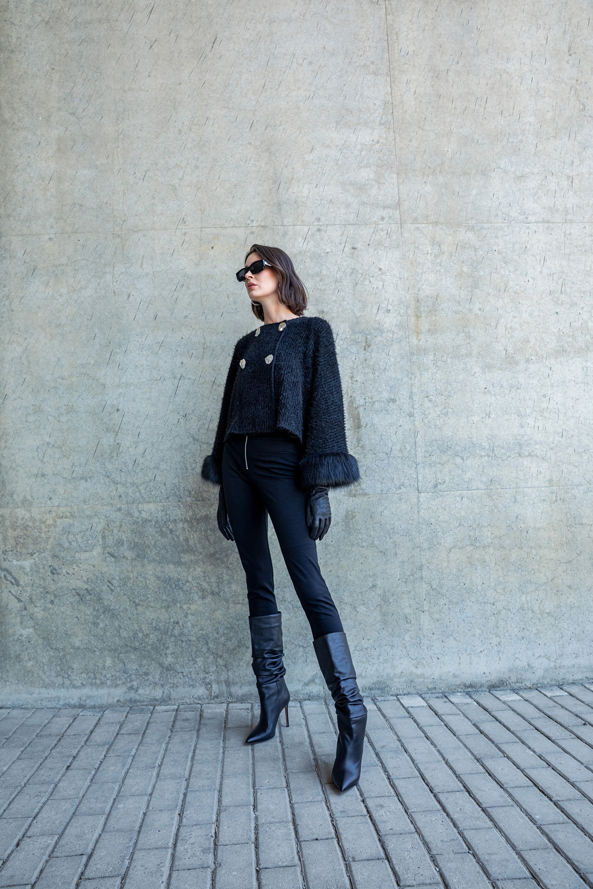 Kolları Kürklü Hırka Siyah