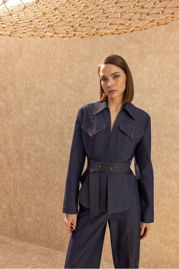 Bele Oturan Kuşaklı Ceket Deni̇m