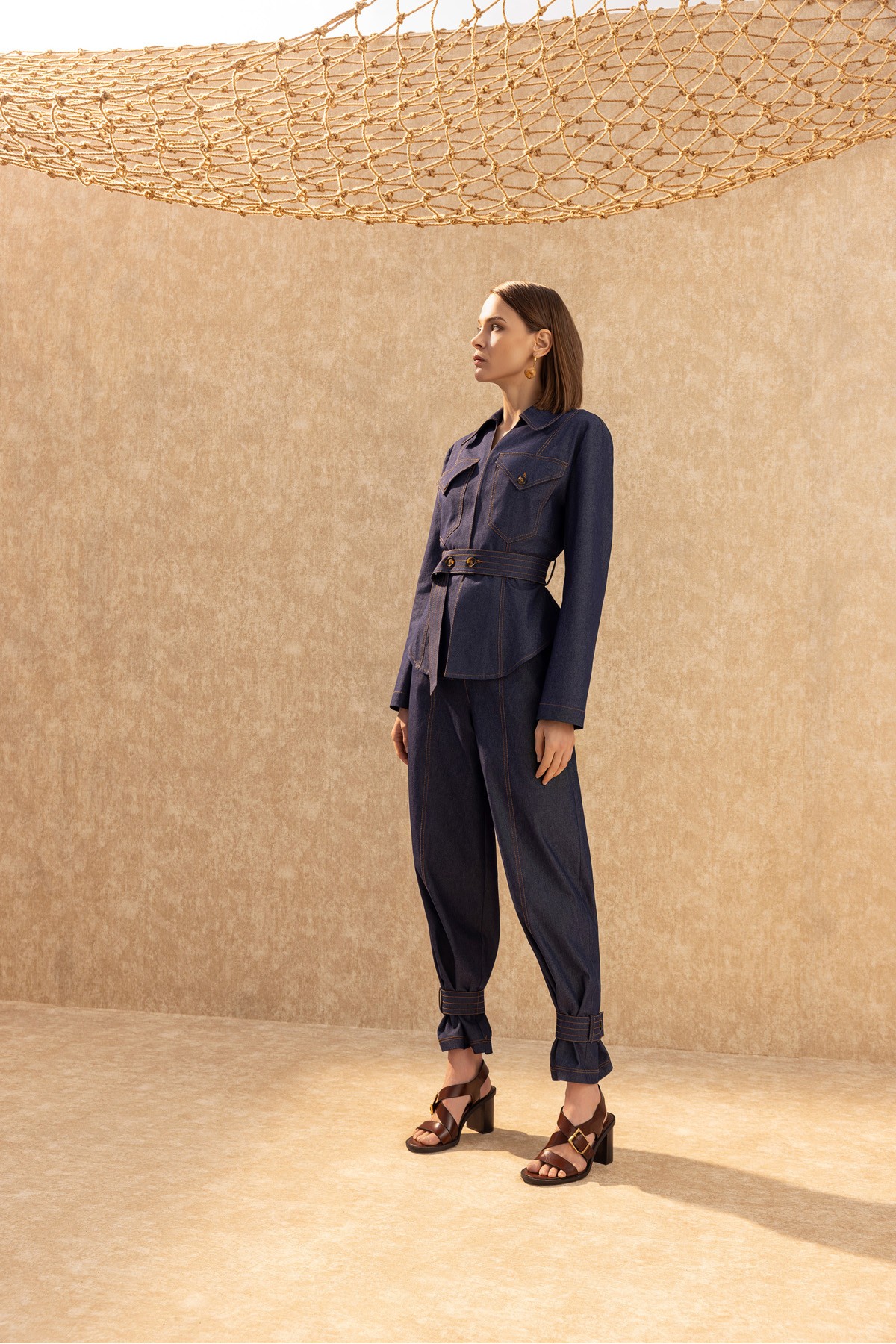  Paçası Kemerli Pantolon Deni̇m