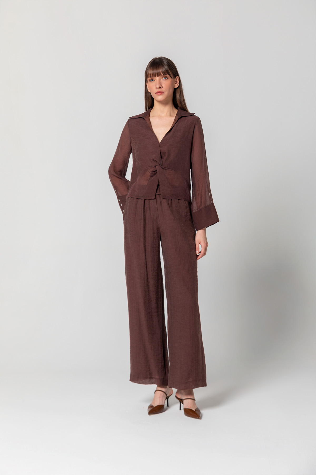 Beli Lastikli Bağcıklı Pantolon Kahve Beli Lastikli Bağcıklı Pantolon Kahve