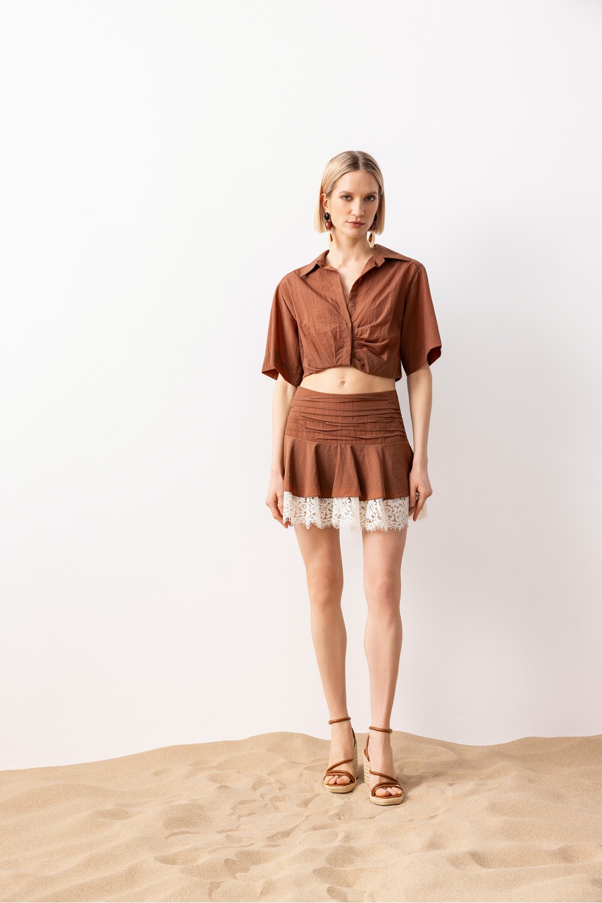 Kısa Kol Crop Gömlek Ki̇remi̇t