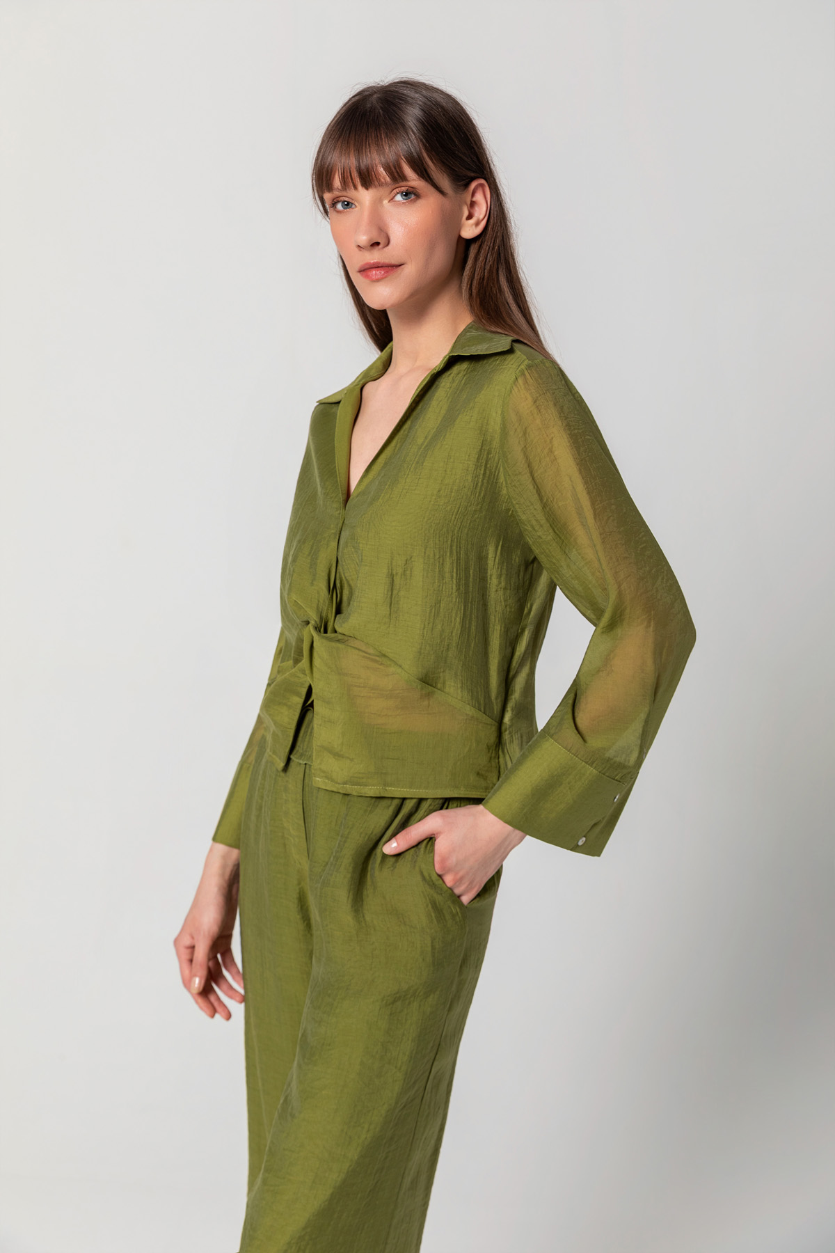 Önü Düğümlü Linen Gömlek Haki̇