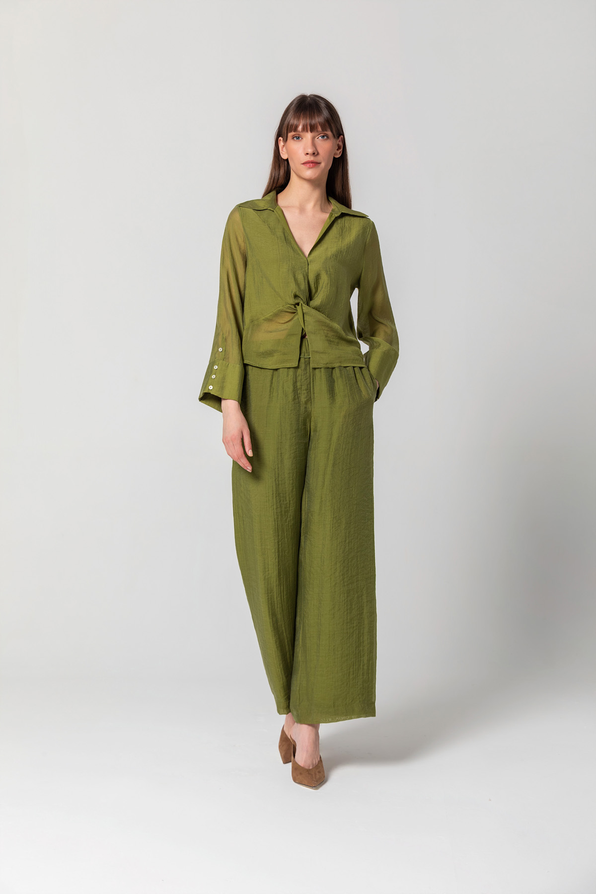 Önü Düğümlü Linen Gömlek Haki̇