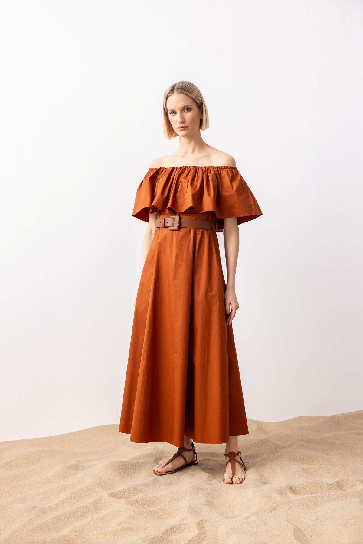 Farbalalı Straplez Poplin Elbise Ki̇remi̇t